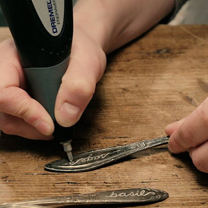 DREMEL® Gravierer 290-1 Kompaktwerkzeug (35 W) mit 1 Zubehör, 1 Schablone ( F0130290JM )