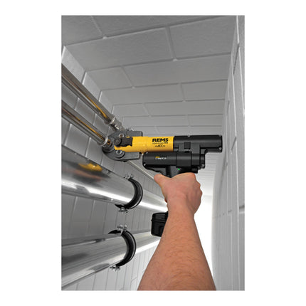 Rems Mini Press 14V ACC Basic Pack prensa radial sin cable 14,4 V 22 kN ( 578013 R220 ) + 1x batería recargable 2,5 Ah + cargador + L-Boxx