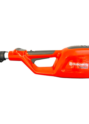 Husqvarna 120 iTK4 P podadora de pértiga sin cable 36 V 304 cm de longitud + 1x batería 2.0 Ah + cargador