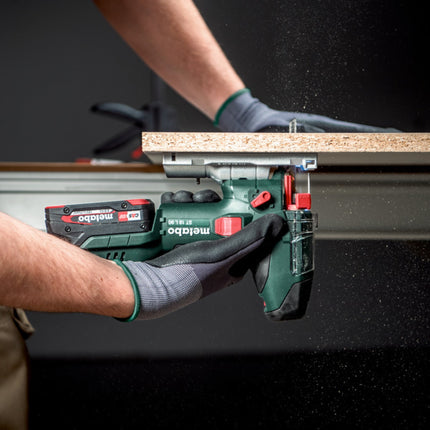 Metabo ST 18 L 90 cordless jigsaw 18 V 90 mm + 1x LiHD battery 4.0 Ah + charger + metabox
