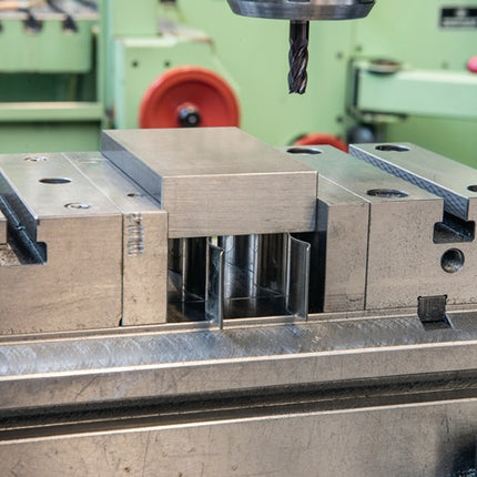 AMF Zestaw podkładek równoległych nr 6344SP ( 4000603656 ) Zawartość 8 par Rozmiar 25-39 Długość 110 mm