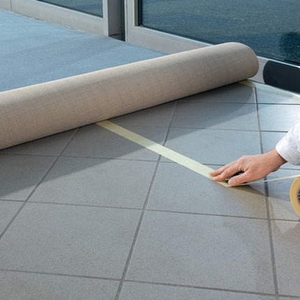 Dwustronna taśma klejąca tesa tesafix(R) 4944 ( 3000265479 ) długość 25 m szerokość 50 mm