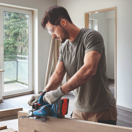 Bosch GHO 18V-26 Cepillo profesional con acumulador 18 V 2,6 mm sin escobillas + 1x acumulador ProCORE 4,0 Ah + L-Boxx - sin cargador