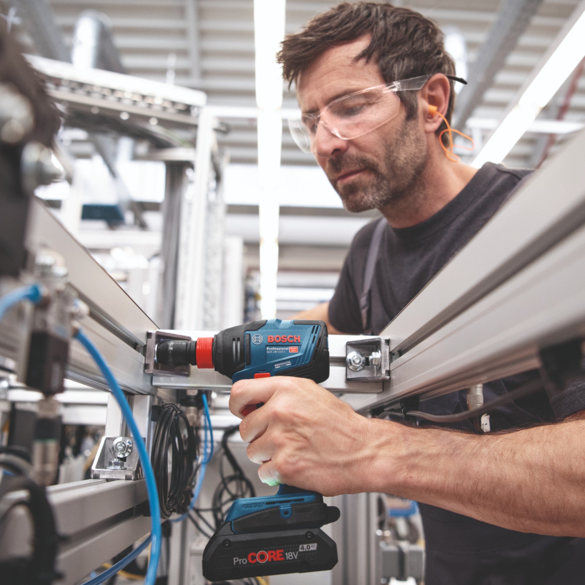 Bosch GDX 18V 210 C Professional Akku Drehschlagschrauber 18 V 210 Nm Brushless 1x Akku 2 0 Ah ohne Ladegeraet 4 - toolbrothers