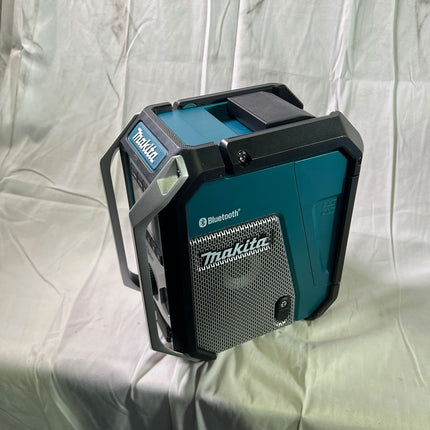 Makita DMR 114 Akku Baustellenradio 12 14 4 18 V AM FM Bluetooth IP 65 Reparaturgeraet 1 - toolbrothers