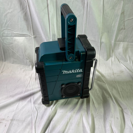Makita DMR 110 N Akku Baustellenradio 12 V 14 4 V 18 V DAB DAB FM IP64 Solo ohne Akku ohne Ladegeraet Reparaturgeraet 2 - toolbrothers