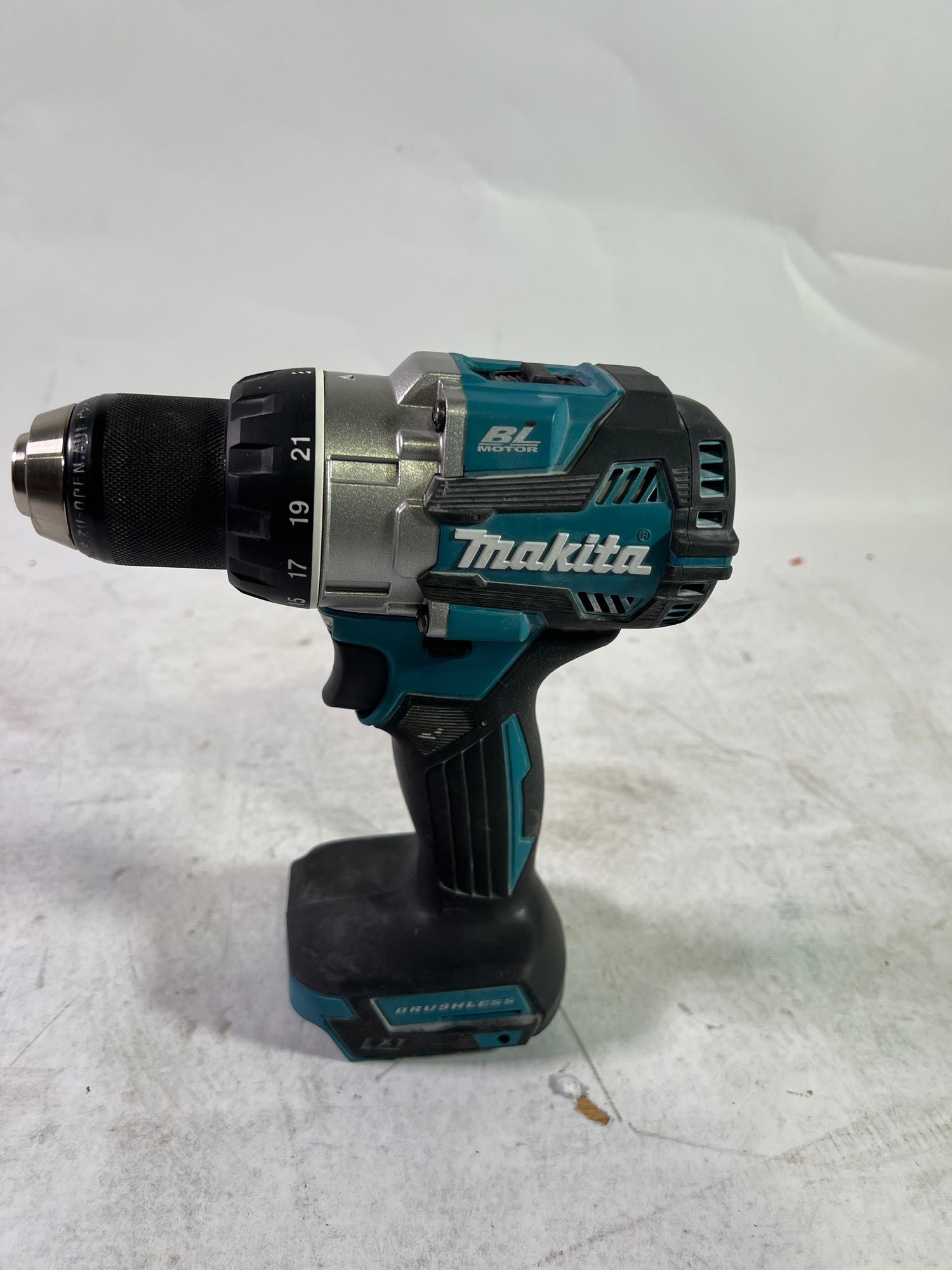 Makita DDF 489 Z Akku Bohrschrauber 18 V 73 Nm Brushless Solo ohne Akku ohne Ladegeraet Gebraucht 0 - toolbrothers