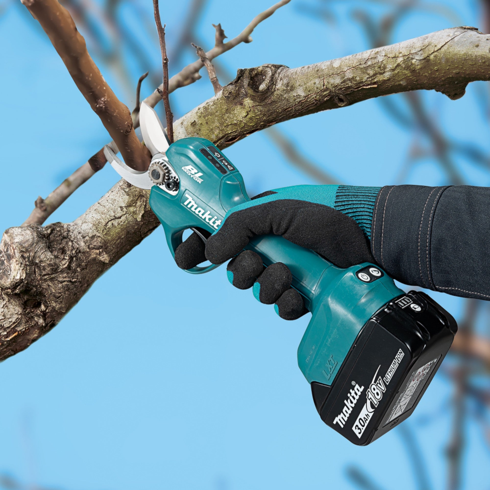 Makita DUP 181 Y1 Akku Astschere 18 V 30 mm Brushless 1x Akku 1 5 Ah ohne Ladegeraet 4 - toolbrothers