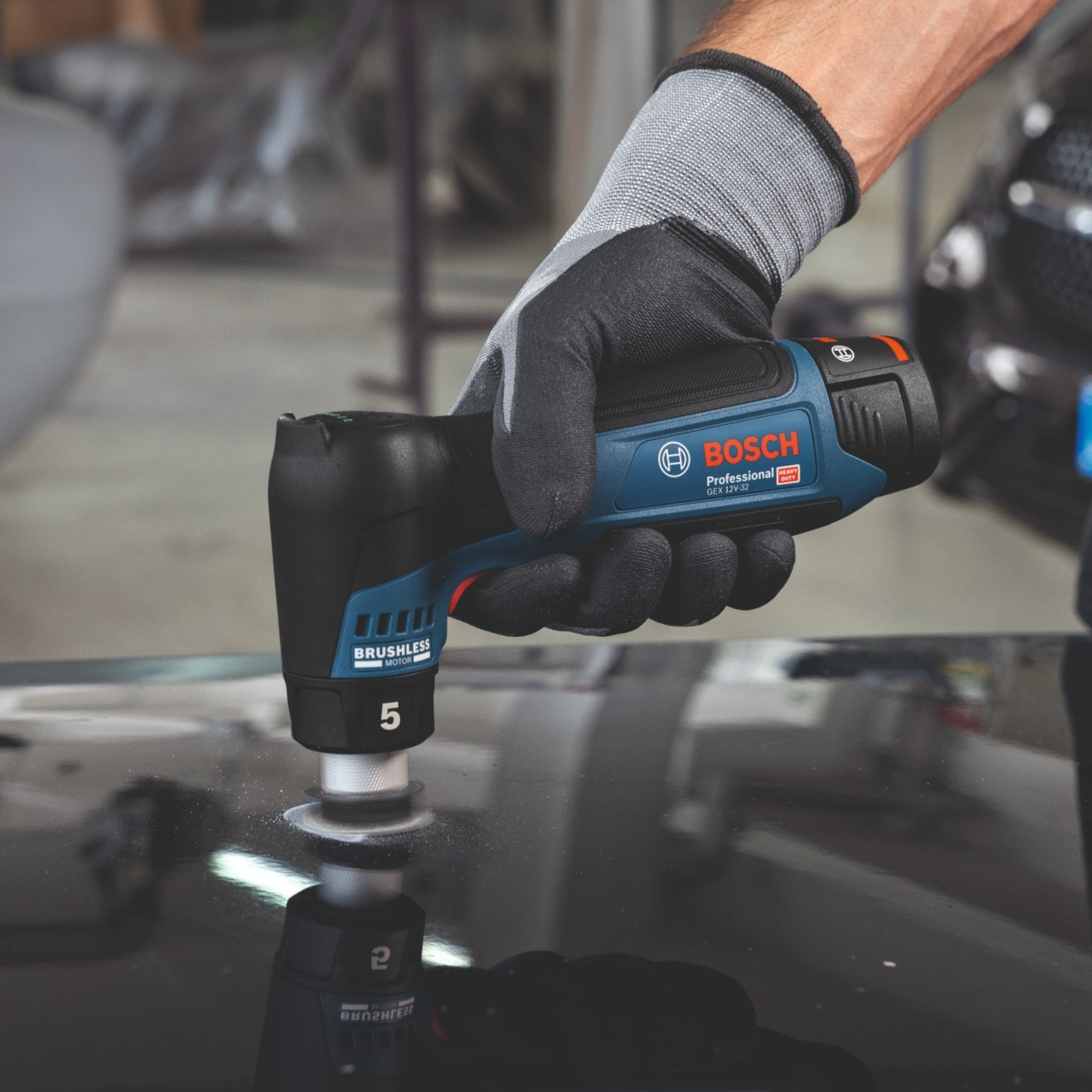 Bosch GEX 12V 32 Akku Exzenterschleifer 12 V 32 mm Brushless 06019L2000 Solo ohne Akku ohne Ladegeraet 3 - toolbrothers