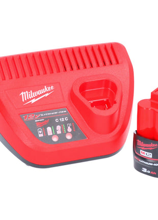 Scie circulaire manuelle à batterie Milwaukee M12 CCS44-301C 12 V 140 mm sans balais + 1x batterie 3,0 Ah + chargeur