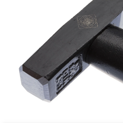 FORTE TOOLS Schlosserhammer mit Holzgriff, 100 g Kopfgewicht, Hammer mit Holzstiel, Premium Werkzeug, geschmiedet, doppelter Ringkeil, lackierter Kopf ( 000051151020 )
