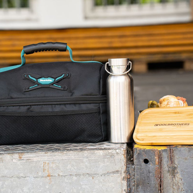 Toolbrothers Fan Lunchpaket in Makita Kühltasche mit Edelstahl Brotdose 2 Etagen Bambus Deckel 1340 ml + Edelstahl Trinkflasche 500 ml + 4 in 1 Multifunktions Besteck - Toolbrothers