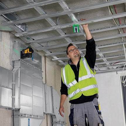 STABILA laser wieloliniowy LAX 600 G ± 4 ° ± 0,3 mm/m ( 8001895888 )